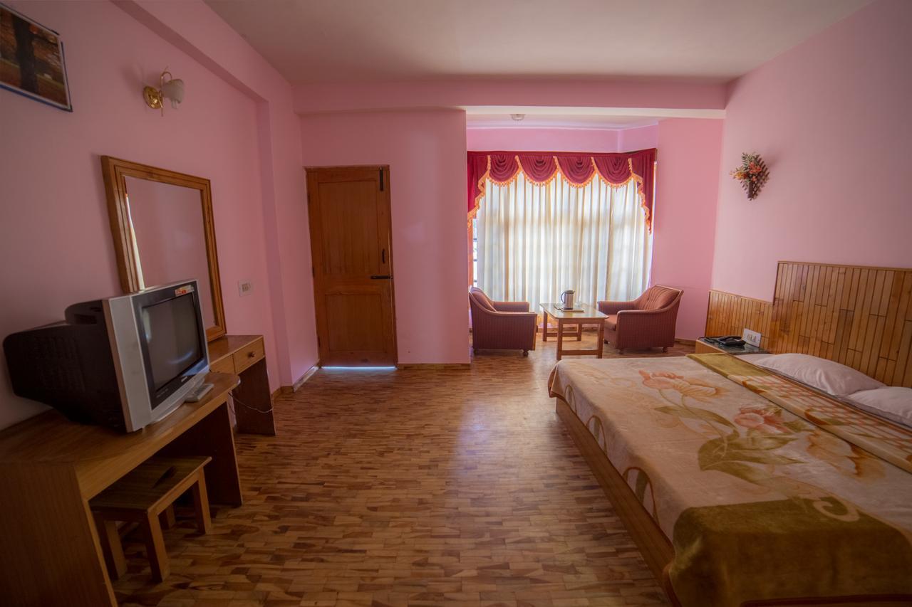 Hotel Satkar Residency - Riverside Old Manali Exterior photo